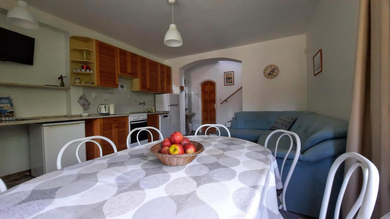 Biker Holiday Home Balatonakarattya Exterior photo
