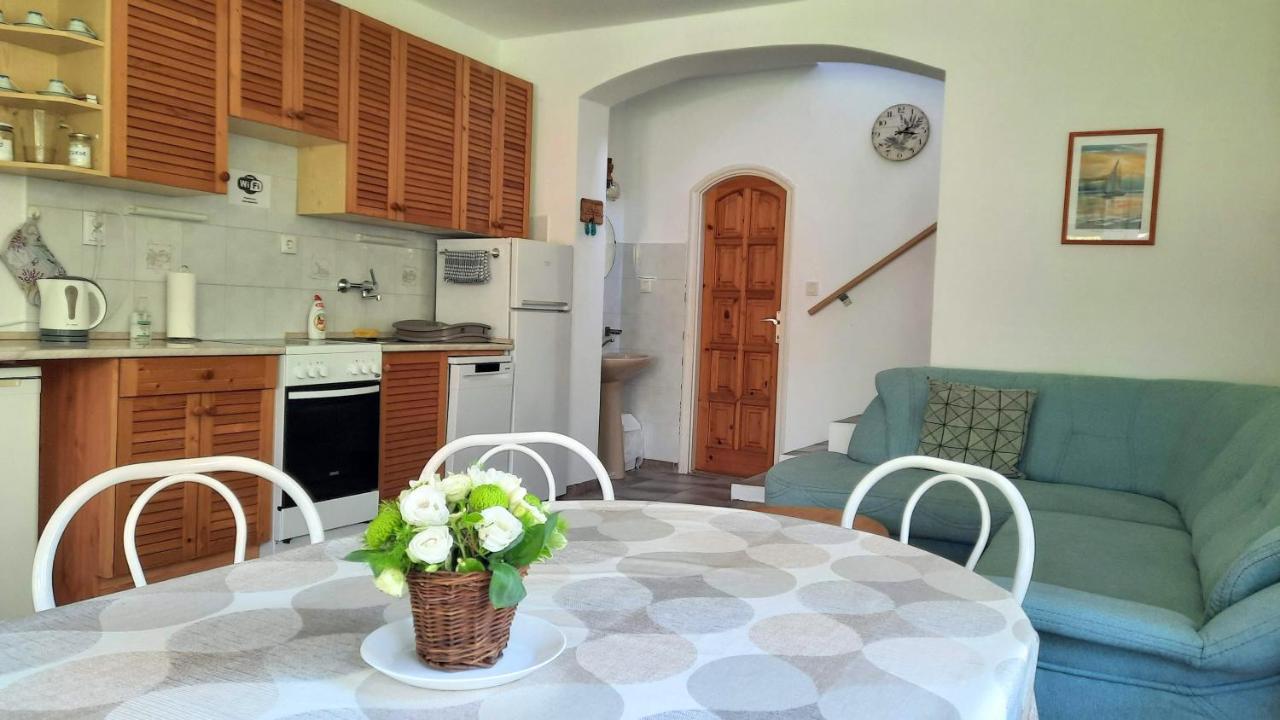 Biker Holiday Home Balatonakarattya Exterior photo